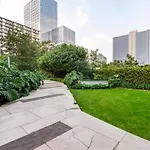 Luxury Apart With Amazing Pool, Gym, Sauna, Wifi