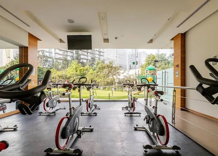 Luxury Apart With Amazing Pool, Gym, Sauna, Wifi