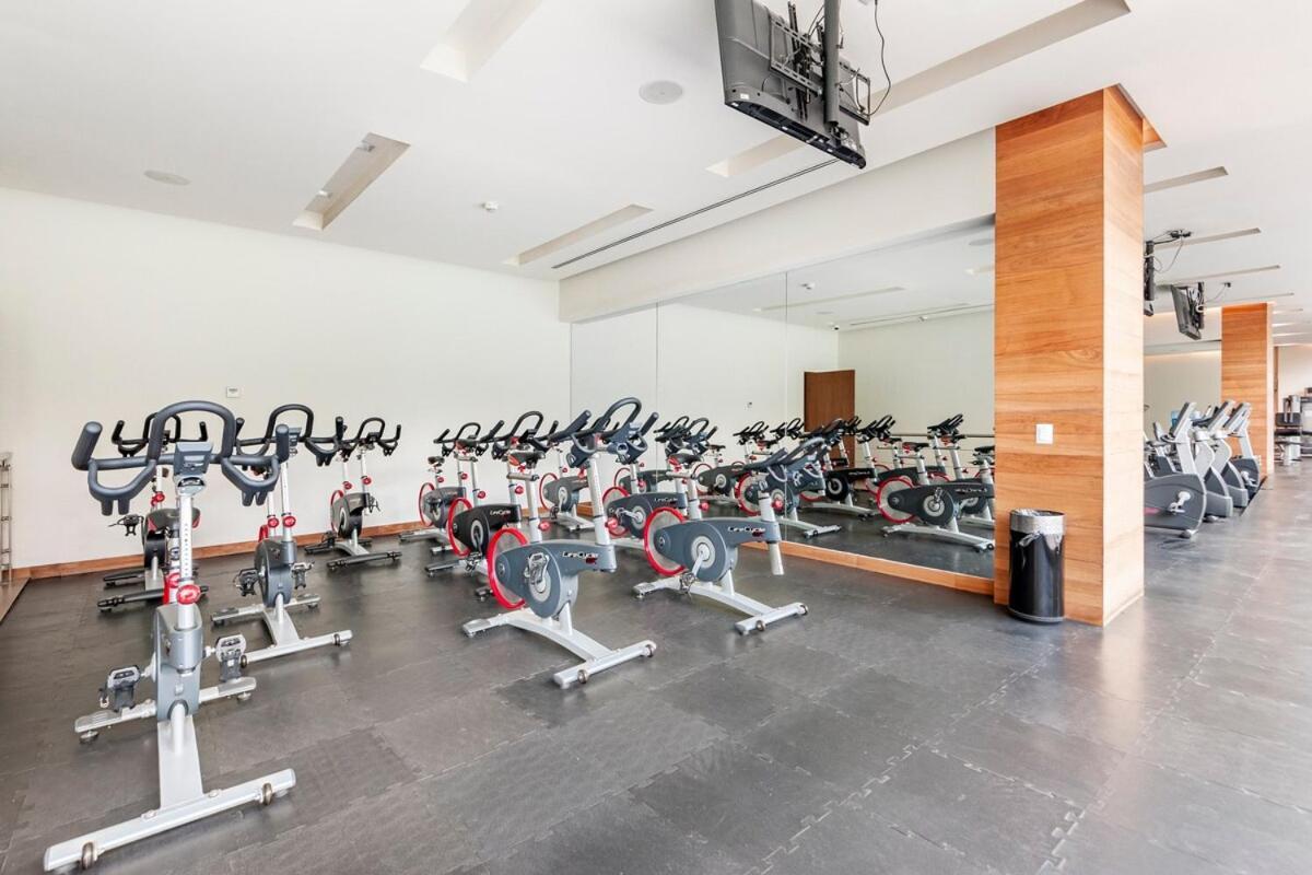 Luxury With Amazing Pool, Gym, Sauna, Wifi *