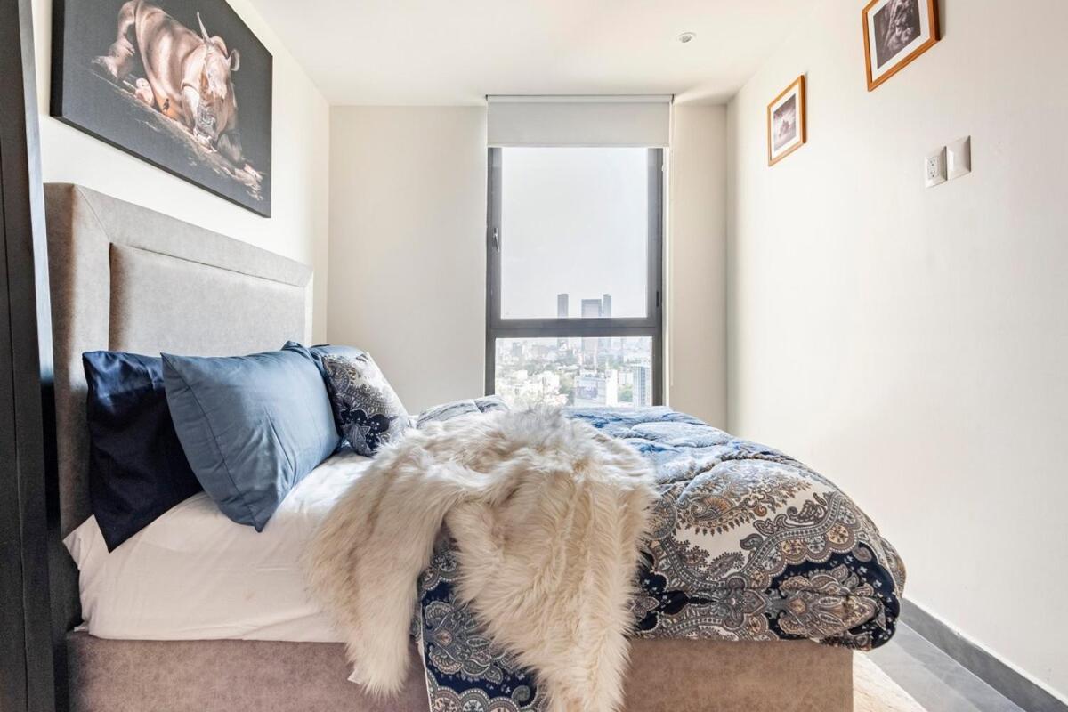 Apartment Luxury With Amazing Pool, Gym, Sauna, Wifi *