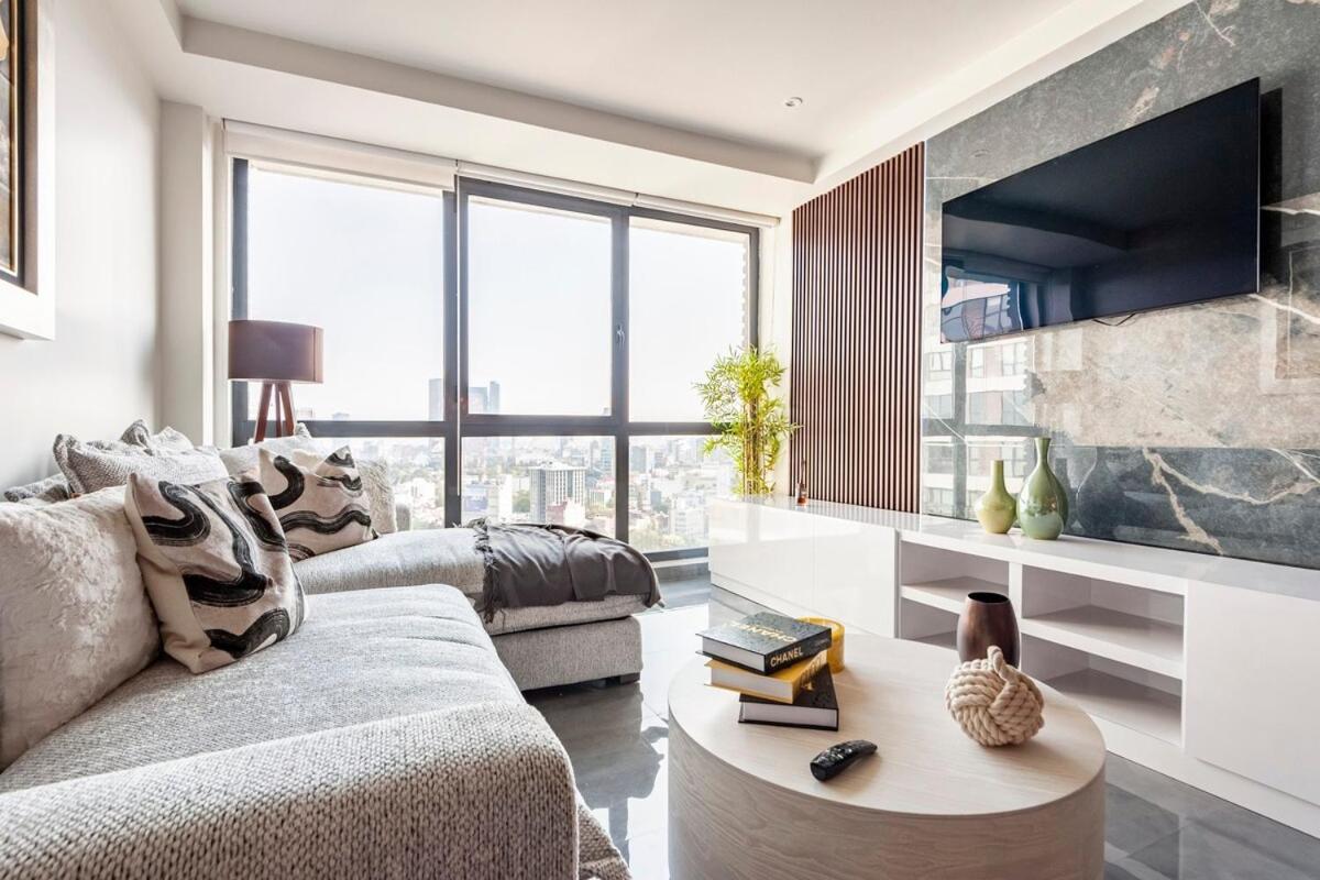 Apartment Luxury With Amazing Pool, Gym, Sauna, Wifi