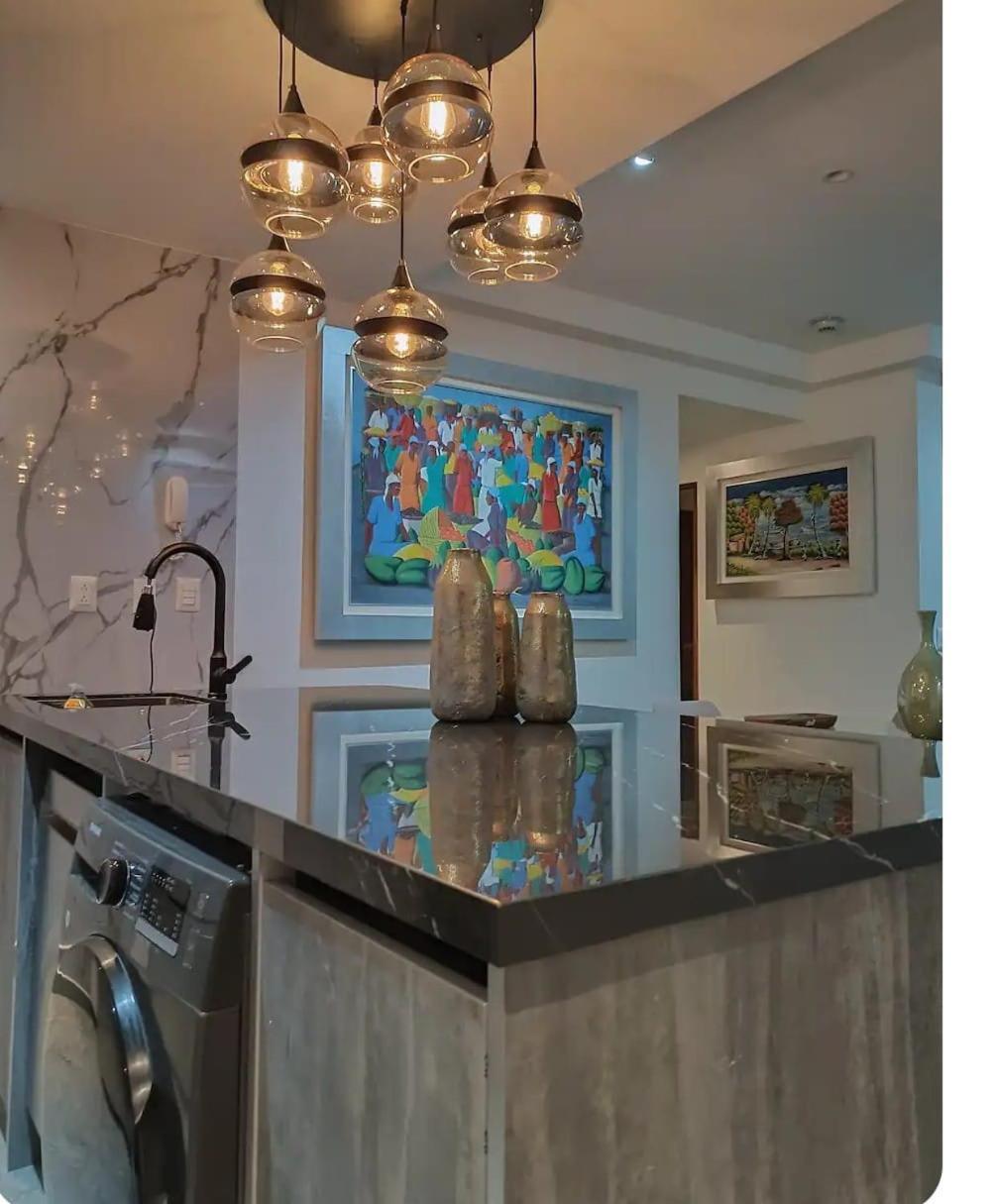 Luxury With Amazing Pool, Gym, Sauna, Wifi Apartment *
