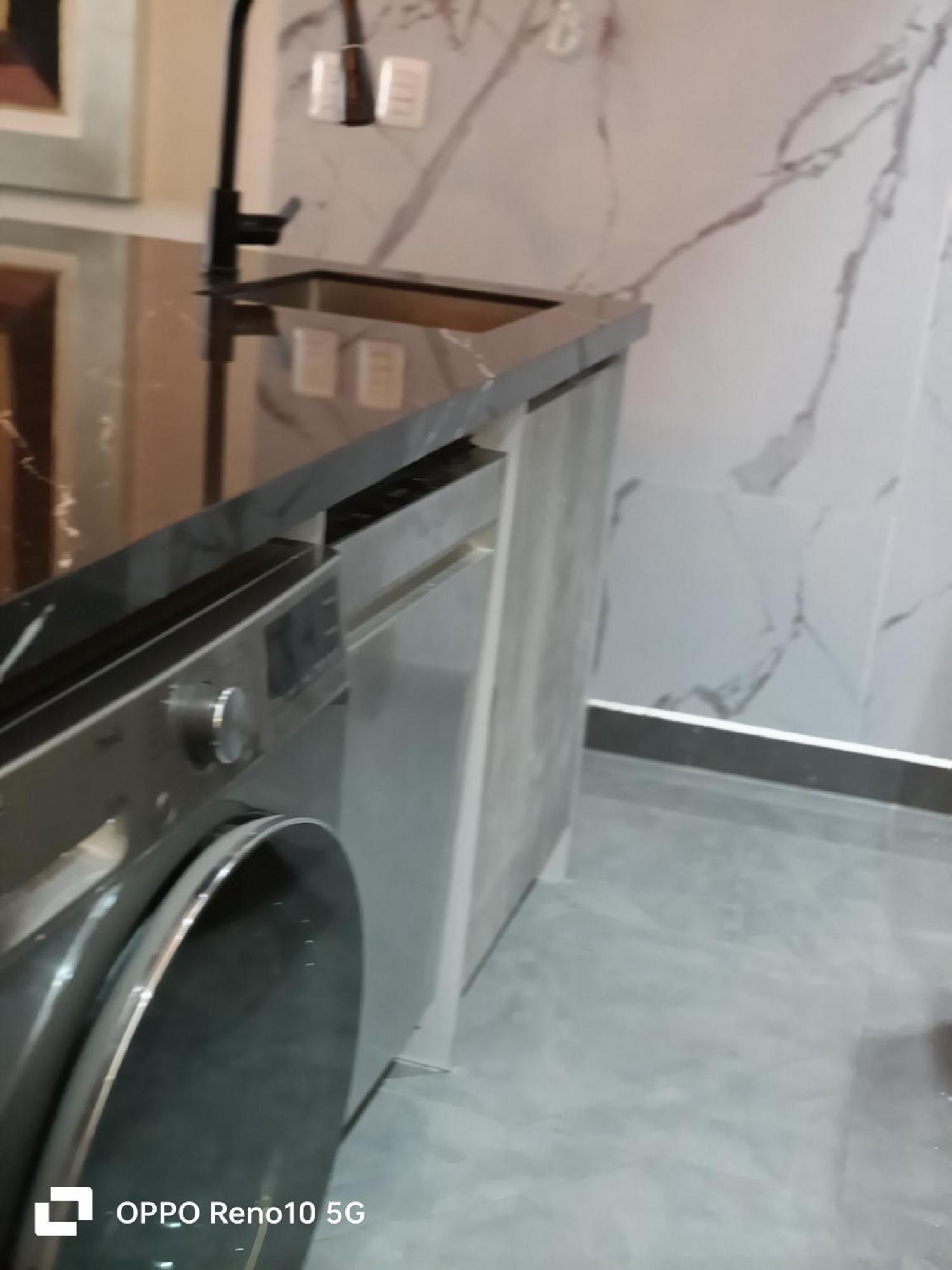 Luxury With Amazing Pool, Gym, Sauna, Wifi Apartment
