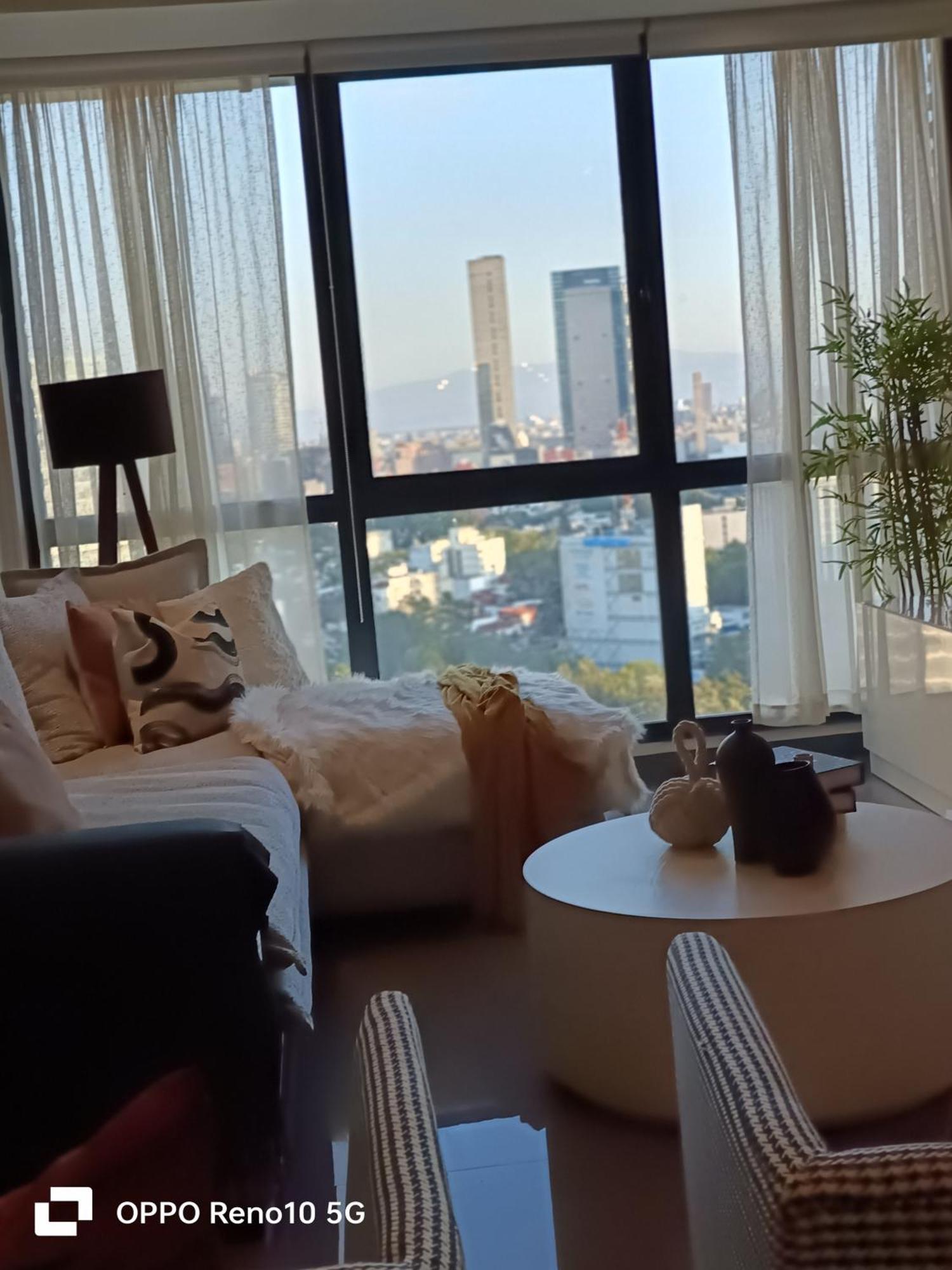 Apartment Luxury With Amazing Pool, Gym, Sauna, Wifi